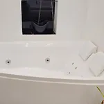 Palmhouse Con Jacuzzi Apartament